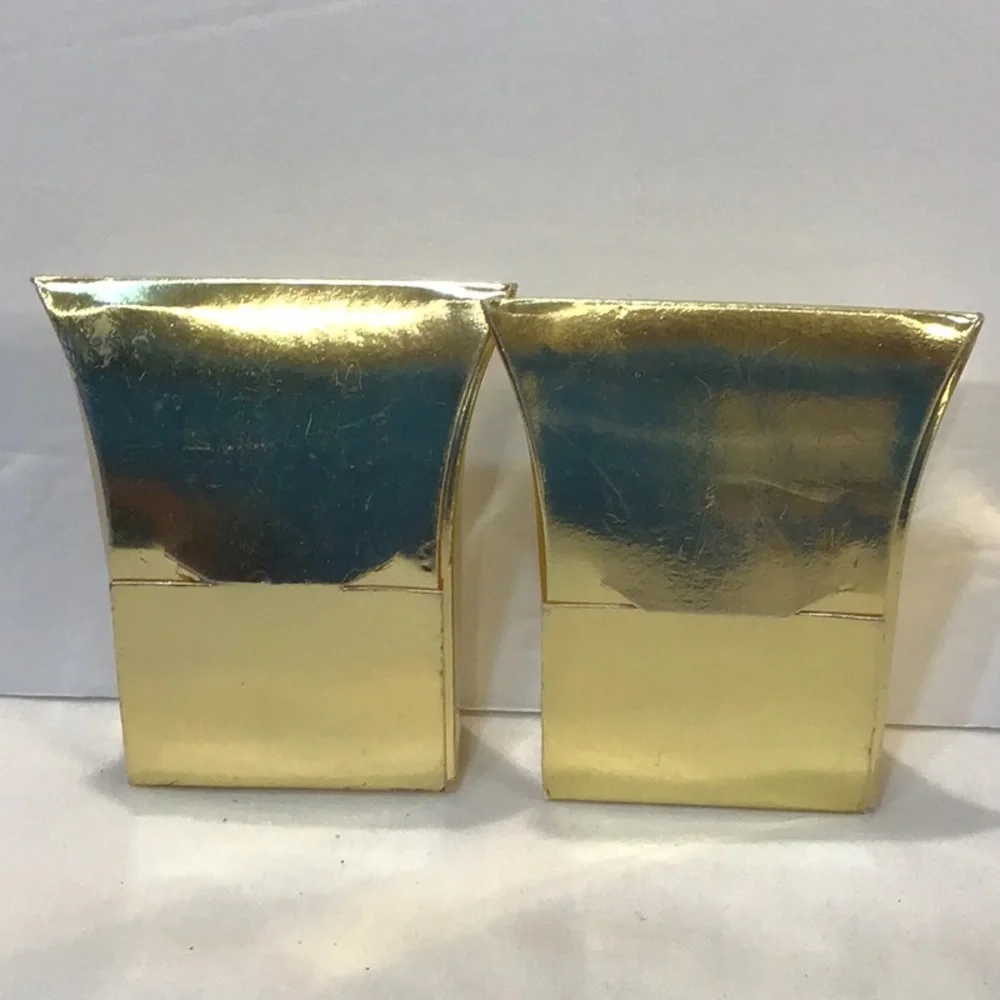 NIB Pair of Trump Taj Mahal Resort shower caps